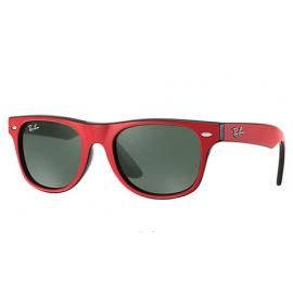 Ray Ban RB9035S Wayfarer Junior sunglasses – Red,Black Frame / Green Classic Lens