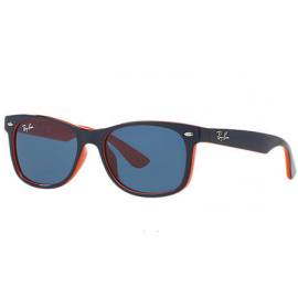 Ray Bans RB9052S New Wayfarer Junior sunglasses – Blue Frame / Blue Classic Lens